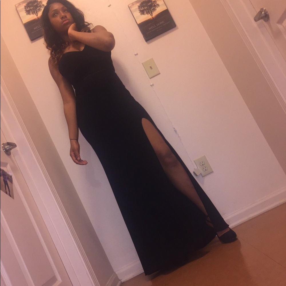 Long black military gown. Size 7